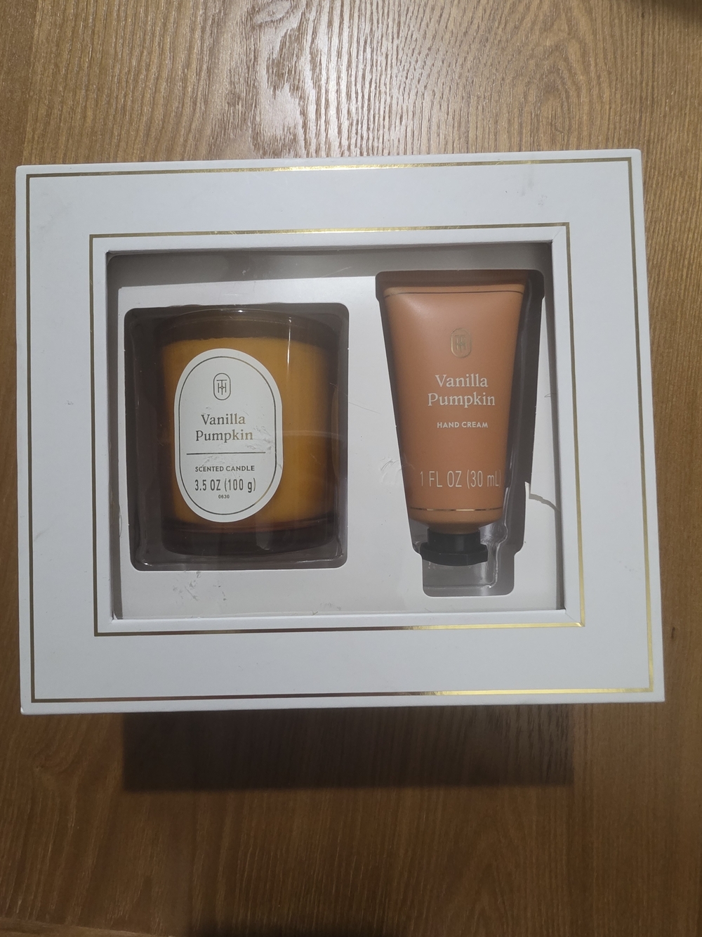NEW Target Threshold Vanilla Pumpkin Scented Gift Set Candle & Hand Cream NIB